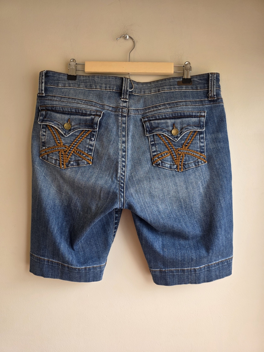 Kut from the Kloth ~Natalie~ Mid-Length Bermuda Shorts - Blue Denim Size 14